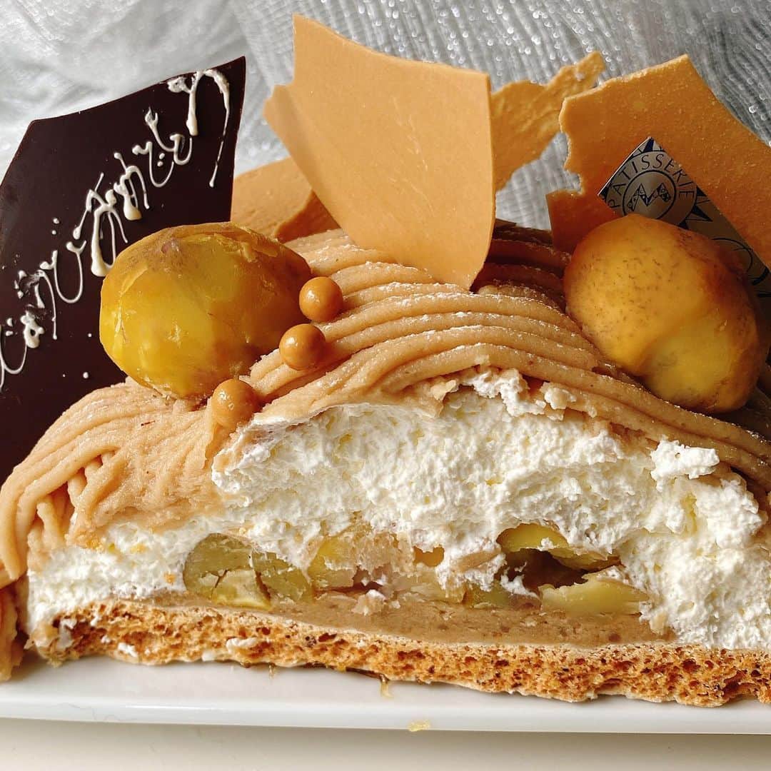 里井真由美のグルメインスタ