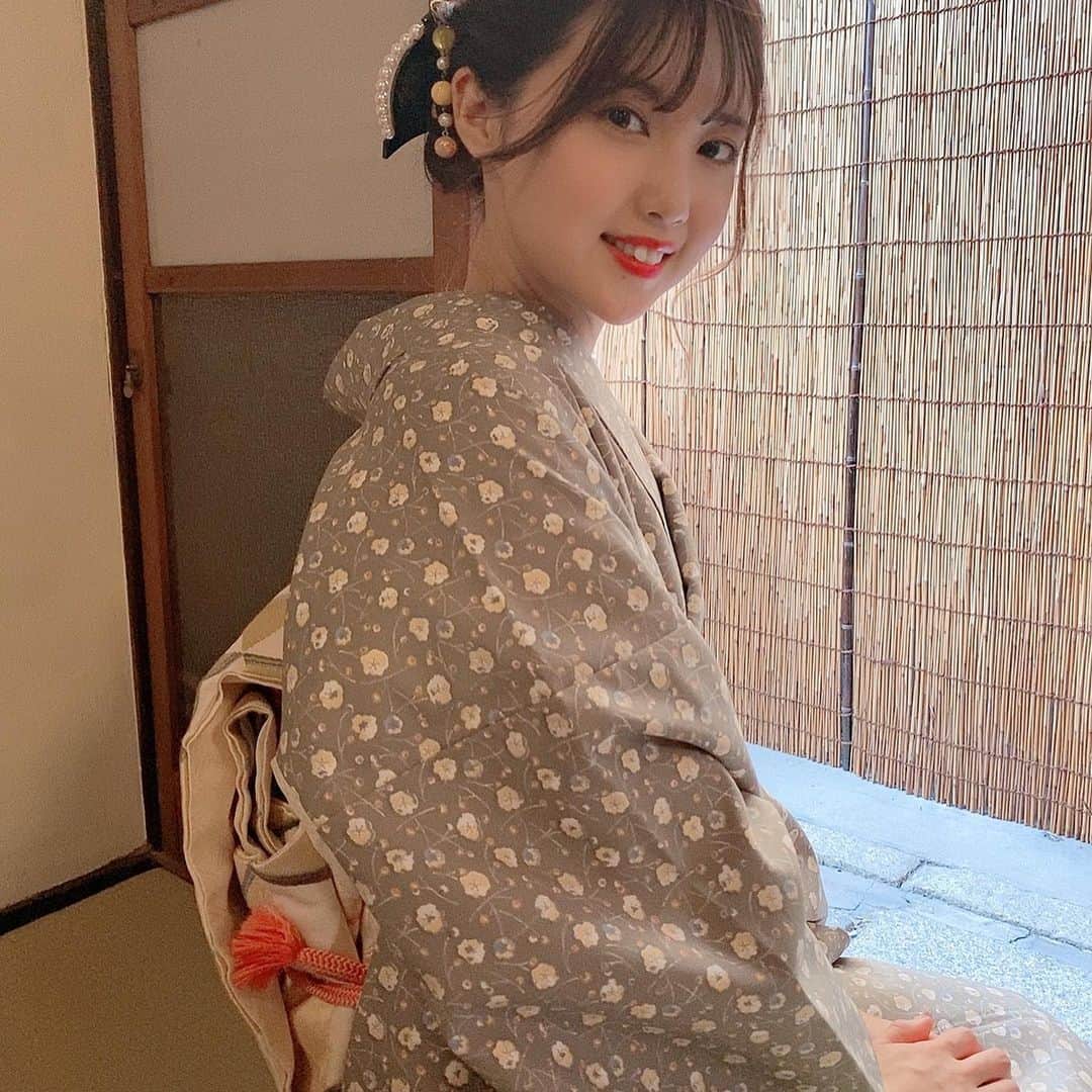 神谷るなのインスタグラム：「着物も髪も可愛い！  #京都 #京都観光 #着物 #着物レンタル #いいね返し #メイドカフェ #コンカフェ #フォロー #instagood #happy #likesforlike #followers #me #kimono #japan #fashion」