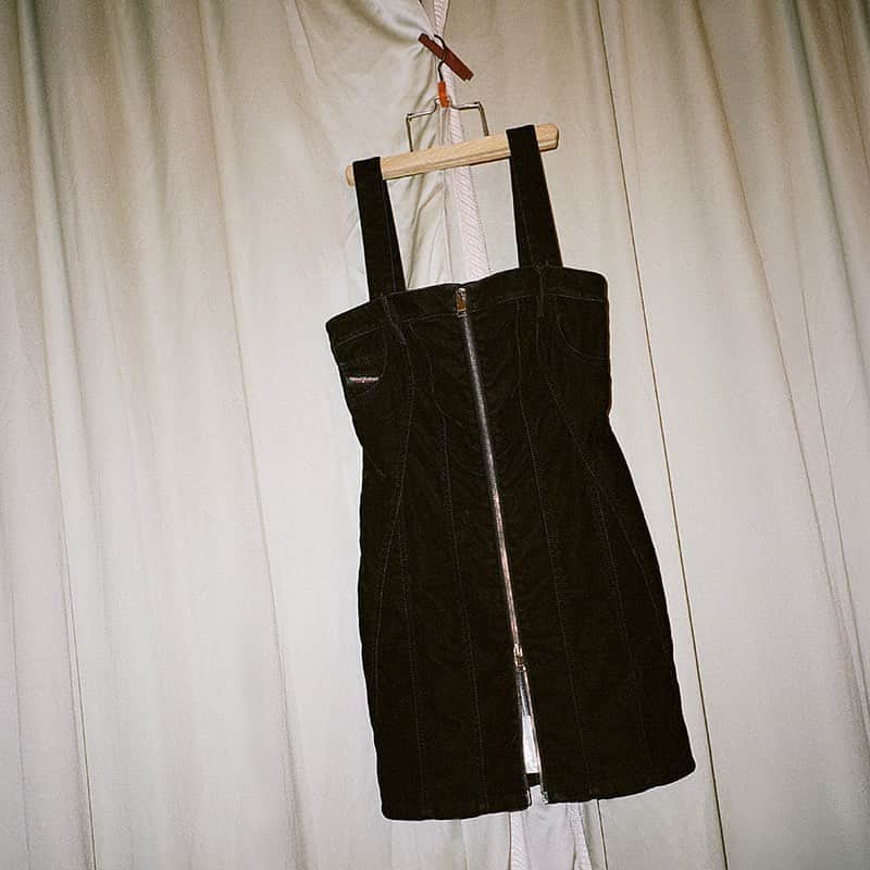 ディーゼルのインスタグラム：「Discover our #DieselHoliday gift guide.」