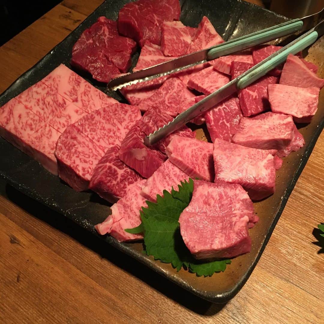 吉田一将のインスタグラム：「いつかの焼肉からの特大チャーハン #本日の投稿は肉 #今日ではないですよ #旨し #それ以上でもそれ以下でもない」