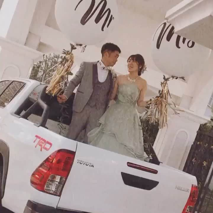 ローズガーデン|福井|結婚式場＆イベントのインスタグラム：「自慢のお車と前撮り！ #ちーむ1123  #ちーむろーず  #前撮り  #車と前撮り  #前撮りアイテム  #当日も楽しみですね😻」