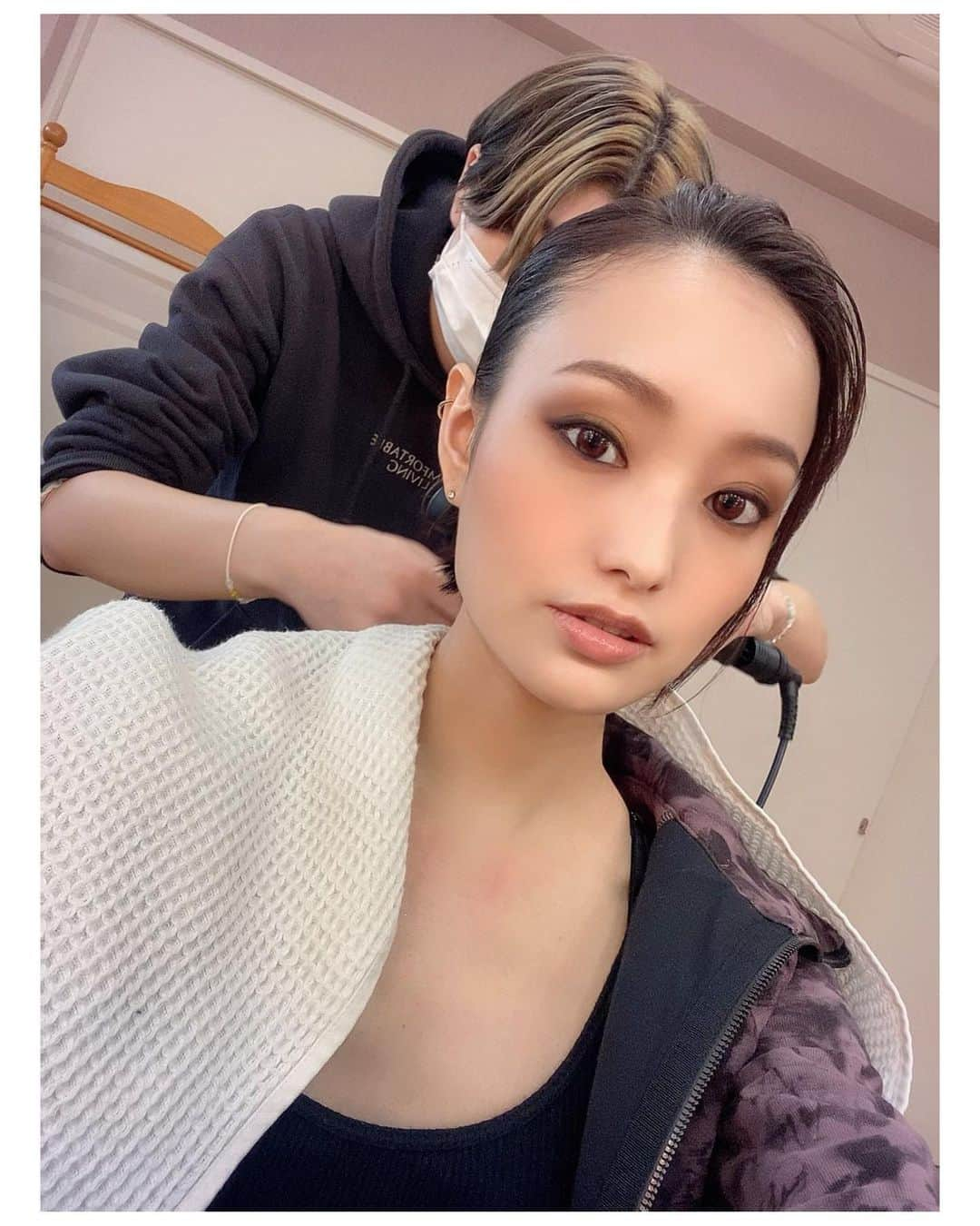 水谷望愛さんのインスタグラム写真 - (水谷望愛Instagram)「📹 ❤️ ❤️ ❤️ 久しぶりの撮影だったんだけど🥸 モーションキャプチャーと ボリューメトリックビデオと フォトグラメトリーと..... 3D撮影のフルコースでした😂🍽 踊ってる私が3Dデータになります🧚🏻‍♀️ デモ用なんで世には出ませんが🙈 #motioncapture #volumetricvideo #photogrammetry」11月16日 23時47分 - noa0209_x_x_