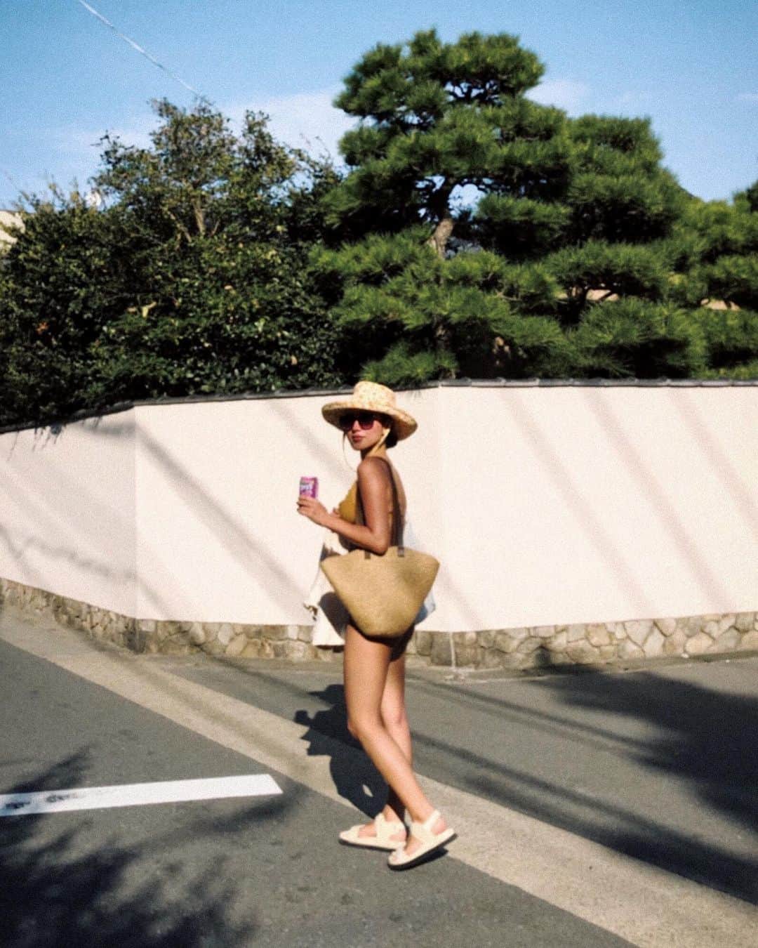 Riho Morishitaのインスタグラム：「Summer, I miss you 🌻」
