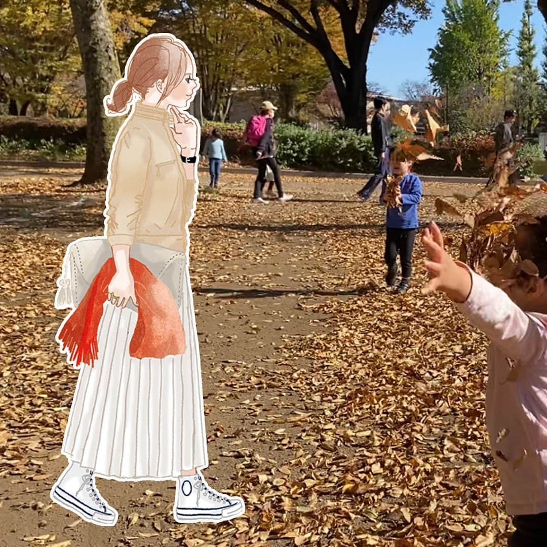 TNQL-テンキュール-のインスタグラム：「関東でもぞくぞくと葉の色が変わりはじめ、落ち葉をさくさくと音を出して歩くのが楽しくなってきてます🍁﻿ #小金井公園　で仲良しの女友達と友達の子供と一緒に落ち葉をかけあって遊んでみたり🍁﻿ ﻿ 昼間は暖かくて上着もいらないけれど、夕方になると一気に冷え込むので羽織りものを持っていくと安心❤️🙆‍♀️﻿ ﻿ スニーカーをはいてカジュアルダウンをするけれど、プリーツスカートでフェミニンさも出して💋﻿ ﻿ #tnql #落ち葉 #子供と遊ぶコーデ #コーディネート #おしゃれ #スニーカーコーデ #イラストレーターさんと繋がりたい #おしゃれさんと繋がりたい ﻿ ﻿」