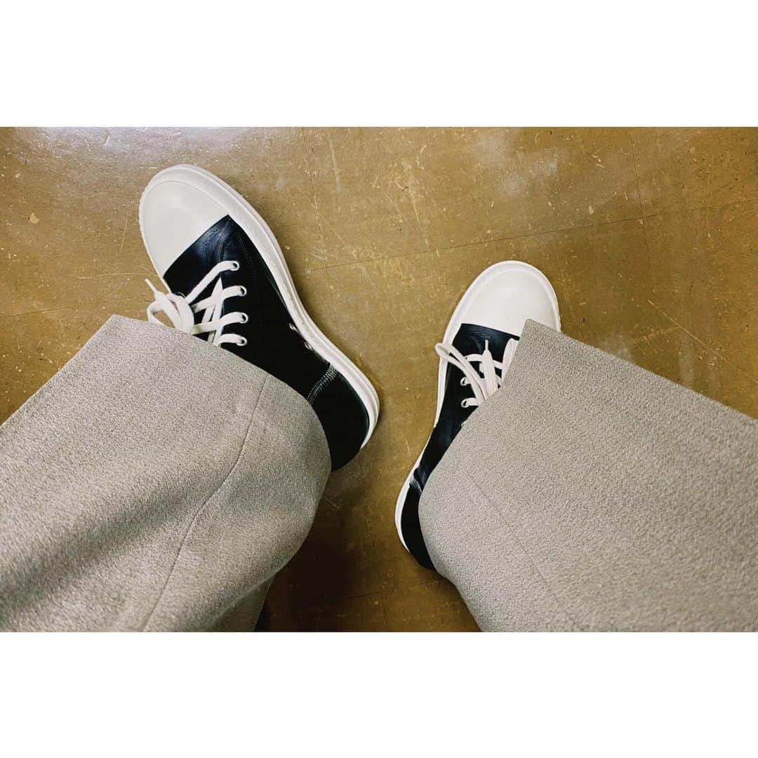 和田颯さんのインスタグラム写真 - (和田颯Instagram)「やっぱ可愛いな〜好き #rickowens」11月16日 15時45分 - da_ice_hayate_wada