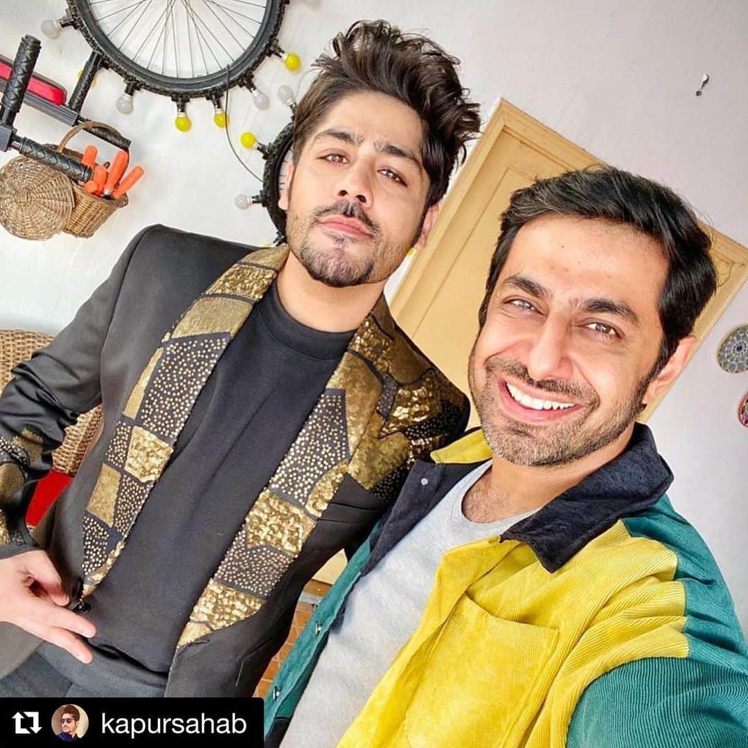 Praveen Bhatさんのインスタグラム写真 - (Praveen BhatInstagram)「#Repost @kapursahab - With the magician @praveenbhat ❤️. Pictures coming soon stay tuned 💯! . . It's always a well spent day with lot of talks, shoot & after party 🤣🤣 @kapursahab  . #praveenbhat #kapursahab #abhishekkapur  #indianactor #brotherforlife #indianmodels #celebrityphotographer #bhaibhai #delhiphotoshoot」11月16日 16時05分 - praveenbhat