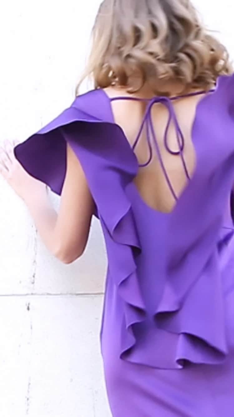 のインスタグラム：「Purple —elegant yet mysterious… @lenapeu for @paulekaofficiel by @marthesobcza  L’améthyste —elégante avec un soupcon de mystère… @lenapeu filmée par @marthesobczak pour #PauleKa」