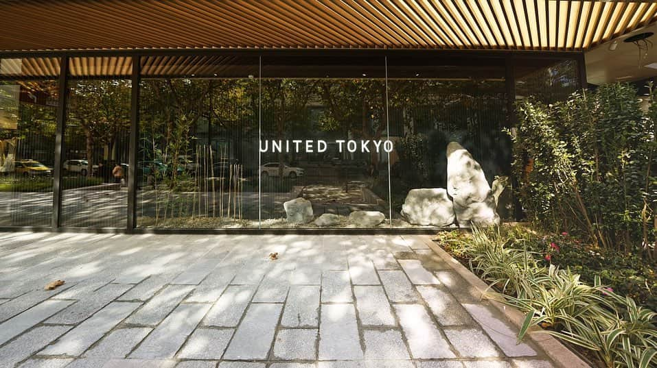 谷正人のインスタグラム：「今週は国内外合わせて5店舗オープンします。 まずは本日、UNITED TOKYO上海店がオープンします。北京に続き、中国本土、2店舗目です。 上海の新天地エリアになります。 上海店OPENを記念して中国の人気俳優ウィリアム氏が手掛けるブランド「CANOTWAIT_™」とのコラボレーションアイテムをユニセックスで発売いたします。 #unitedtokyo #unitedtokyoshanghai  #williamchanwaiting  #cannotwait」