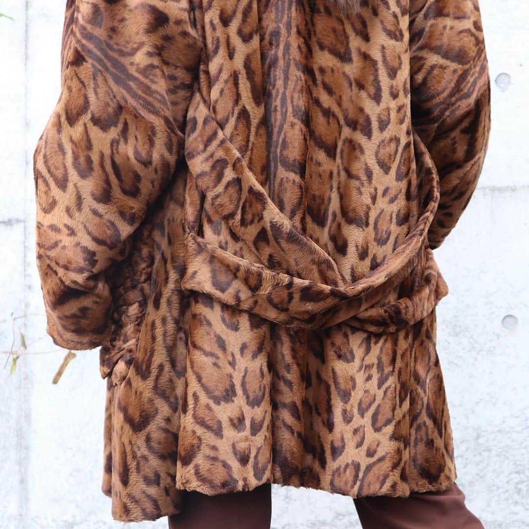 Vintage Brand Boutique AMOREさんのインスタグラム写真 - (Vintage Brand Boutique AMOREInstagram)「vintage fendi fur coat .  #fendi #vintagefendi #フェンディ#ヴィンテージフェンディ #amoregentleman」11月16日 17時09分 - amore_tokyo