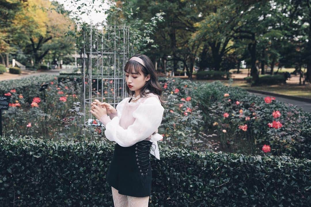 BUBBLESさんのインスタグラム写真 - (BUBBLESInstagram)「ㅤㅤㅤㅤㅤㅤㅤㅤㅤㅤㅤㅤㅤ ㅤㅤㅤㅤㅤㅤㅤㅤㅤㅤㅤㅤㅤ ☑︎ see-through knit tops color： pink / black / ivory ¥7,150 http://www.sparklingmall.jp/fs/sparklingmall/BS70546 ㅤㅤㅤㅤㅤㅤㅤㅤㅤㅤㅤㅤㅤ ☑︎ side lace-up  short pants color：black / brown / pink ¥6,490 http://www.sparklingmall.jp/fs/sparklingmall/BS70537  ______________________________________________  #bubbles #bubblestokyo #bubbles_harajuku #bubbles_shibuya #bubblessawthecity #bubbles  #new #clothing #fashion #tops #knit #pants #style  #girly #harajuku #shibuya #newarrival #winter #November2020_BUBBLES」11月16日 17時31分 - bubblestokyo