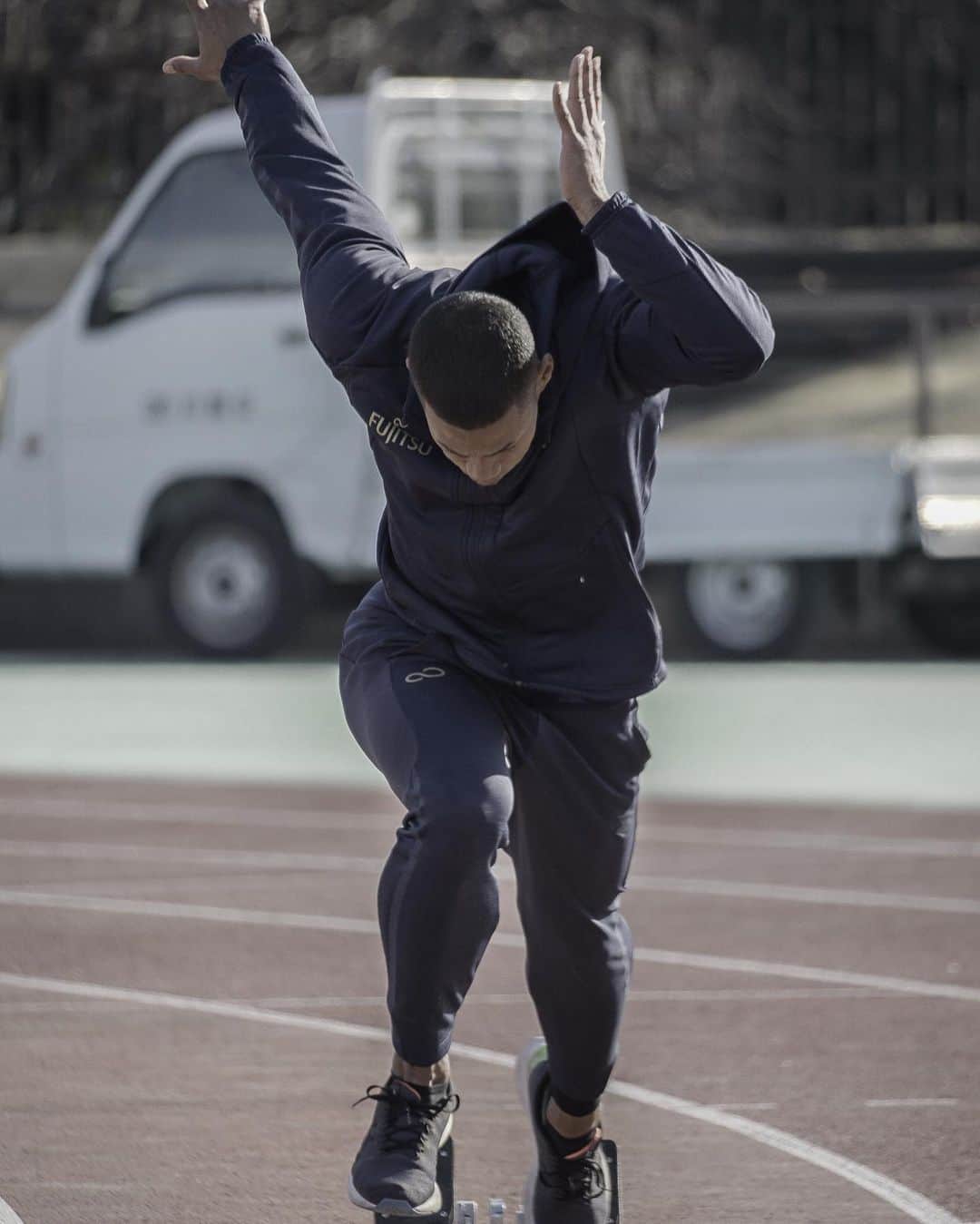 ウォルシュ・ジュリアンのインスタグラム：「走れる喜びを感じている。  #trackandfield  #workout  #running  #athlete #fitness  #ワークアウト #ランニング #フィットネス #陸上」