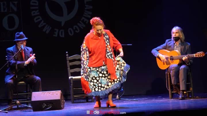 DeFlamenco.comのインスタグラム：「Permitirme una cosa más sobre La Cañeta de Málaga 😉.  84 años de vitalidad.   Así celebramos el Día Internacional del Flamenco (o Mundial, o lo que quieras, lo que cada uno sienta por este bendito arte).   No nos mires, únete   #flamencoqueune #flamenco #deflamenco #málaga #flamencomadrid #flamencomálaga」