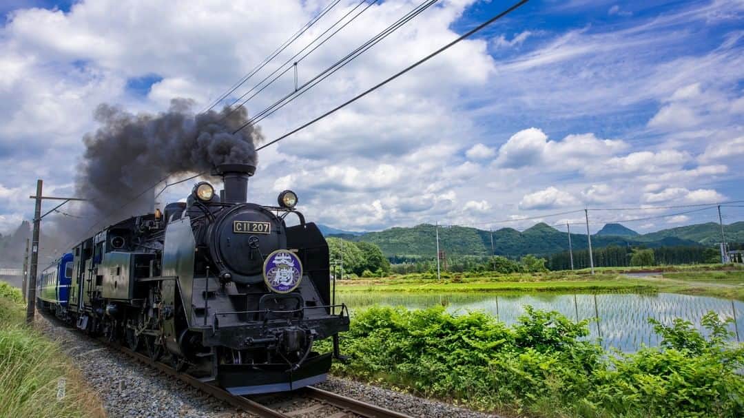TOBU RAILWAY（東武鉄道）さんのインスタグラム写真 - (TOBU RAILWAY（東武鉄道）Instagram)「. . 🚩SL Taiju 'Futara' - Nikko&Kinugawa Onsen, Tochigi Japan . . [Take a ride on the "SL Taiju" to enjoy  Nikko / Kinugawa area! ] . The “Steam Locomotive (SL) Taiju” is operating in the Nikko and Kinugawa areas. The SL Taiju normally operated between Shimo-imaichi Station and Kinugawa-onsen Station. However, since October of this year, the SL Taiju “Futara” has been operating to/from Tobu-Nikko Station, so that more passengers can enjoy the SL Taiju, together with the world heritage “temples and shrines in Nikko” and the great nature of the Oku-nikko area. The SL Taiju 'Futara' is currently scheduled to operate approximately once a month. How about making your trip more fun by taking the dynamic SL Taiju in the Nikko and Kinugawa areas brimming with charm? . . #visituslater #stayinspired #nexttripdestination . . . #tochigi #nikko #sltaiju #steamlocomotive #kinugawaonsen #train #japantrip #discoverjapan #travelgram #tobujapantrip #unknownjapan #jp_gallery #visitjapan #japan_of_insta  #instatravel #japan #instagood #travel_japan #exoloretheworld #ig_japan #explorejapan #travelinjapan #beautifuldestinations #japan_vacations #beautifuljapan #japanexperience #nikkojapan」11月16日 18時00分 - tobu_japan_trip