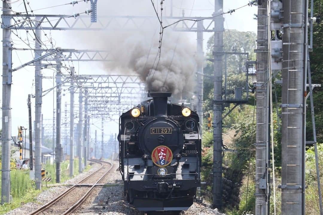 のインスタグラム：「. . 🚩SL Taiju 'Futara' - Nikko&Kinugawa Onsen, Tochigi Japan . . [Take a ride on the "SL Taiju" to enjoy  Nikko / Kinugawa area! ] . The “Steam Locomotive (SL) Taiju” is operating in the Nikko and Kinugawa areas. The SL Taiju normally operated between Shimo-imaichi Station and Kinugawa-onsen Station. However, since October of this year, the SL Taiju “Futara” has been operating to/from Tobu-Nikko Station, so that more passengers can enjoy the SL Taiju, together with the world heritage “temples and shrines in Nikko” and the great nature of the Oku-nikko area. The SL Taiju 'Futara' is currently scheduled to operate approximately once a month. How about making your trip more fun by taking the dynamic SL Taiju in the Nikko and Kinugawa areas brimming with charm? . . #visituslater #stayinspired #nexttripdestination . . . #tochigi #nikko #sltaiju #steamlocomotive #kinugawaonsen #train #japantrip #discoverjapan #travelgram #tobujapantrip #unknownjapan #jp_gallery #visitjapan #japan_of_insta  #instatravel #japan #instagood #travel_japan #exoloretheworld #ig_japan #explorejapan #travelinjapan #beautifuldestinations #japan_vacations #beautifuljapan #japanexperience #nikkojapan」