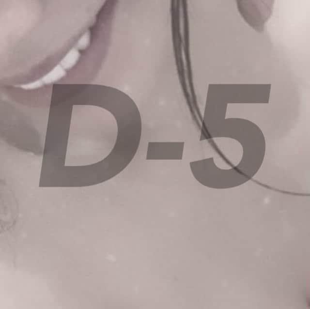 佐山愛のインスタグラム：「❤︎  20.11.21(sat)  22:00  Instalive」