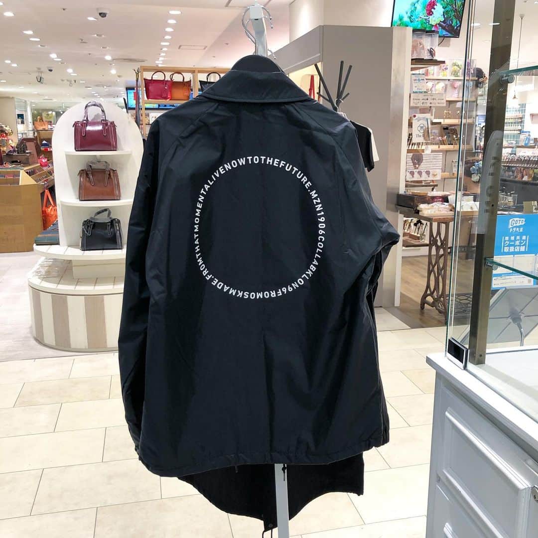 名古屋パルコさんのインスタグラム写真 - (名古屋パルコInstagram)「【西館B1F クローン】スポーツブランド「Mizuno」とのコラボ商品がリリースされました。﻿  ﻿ 「OSAKA発祥ブランドが共に手を取りつながる - 。」をコンセプトにコーチジャケット・ロンT・キャップの3種が登場。﻿  ﻿ 裏地や生地には #mizuno を代表する保温素材「ブレスサーモ」を使用、バックプリントは、今回のコラボテーマをサークル＆シリアルナンバーで表現したオリジナルグラフィックが採用されています。﻿  ﻿ ファッション×ファンクション(機能性)が融合したコラボウェアをお楽しみください。﻿  ﻿ #klon #wear #apparel #クローン #ミズノ #プレスサーモ #保温 #保温素材 #名古屋パルコ #名古屋PARCO #nagoyaparco #名古屋 #nagoya #栄 #矢場町」11月16日 18時22分 - parco_nagoya_official