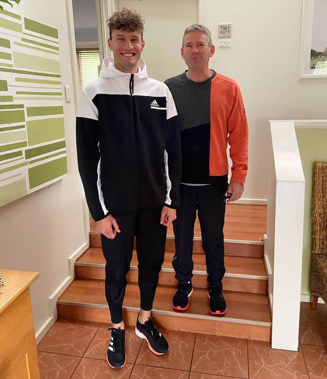 カーティス・マーシャルのインスタグラム：「Good to get back and see the fam for a bit」