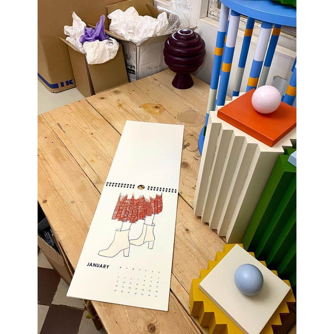 テーリポルキのインスタグラム：「Year of shoes 2021 wall calendar now available both online terhipolkki.com and in our store in Helsinki ✨ In collaboration with @hannaanonen  #TERHIPÖLKKI #terhipölkkistore #kampgarden #finnishdesign #hannaanonen #calendar #supportyourlocal」