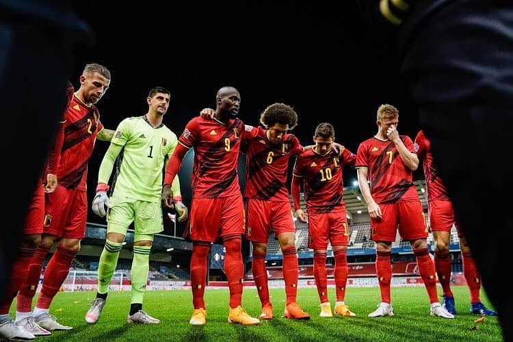 ティボ・クルトゥワのインスタグラム：「Glad with this victory! Motivated for more 👊🏻 #COMEONBELGIUM」