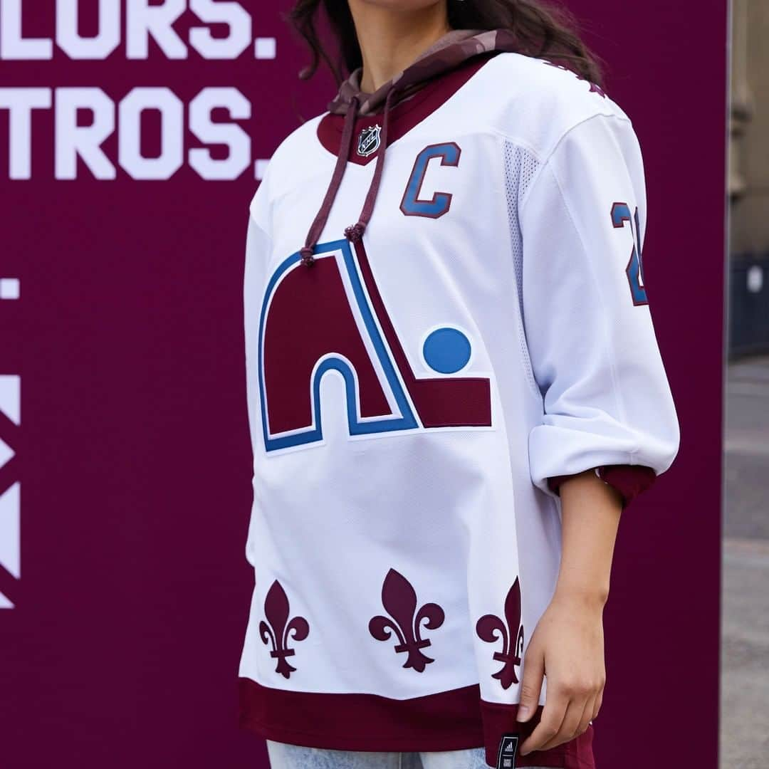 NHLさんのインスタグラム写真 - (NHLInstagram)「You crazy for these Central Division jerseys, @adidashockey! 🙏 #ReverseRetro」11月17日 0時05分 - nhl