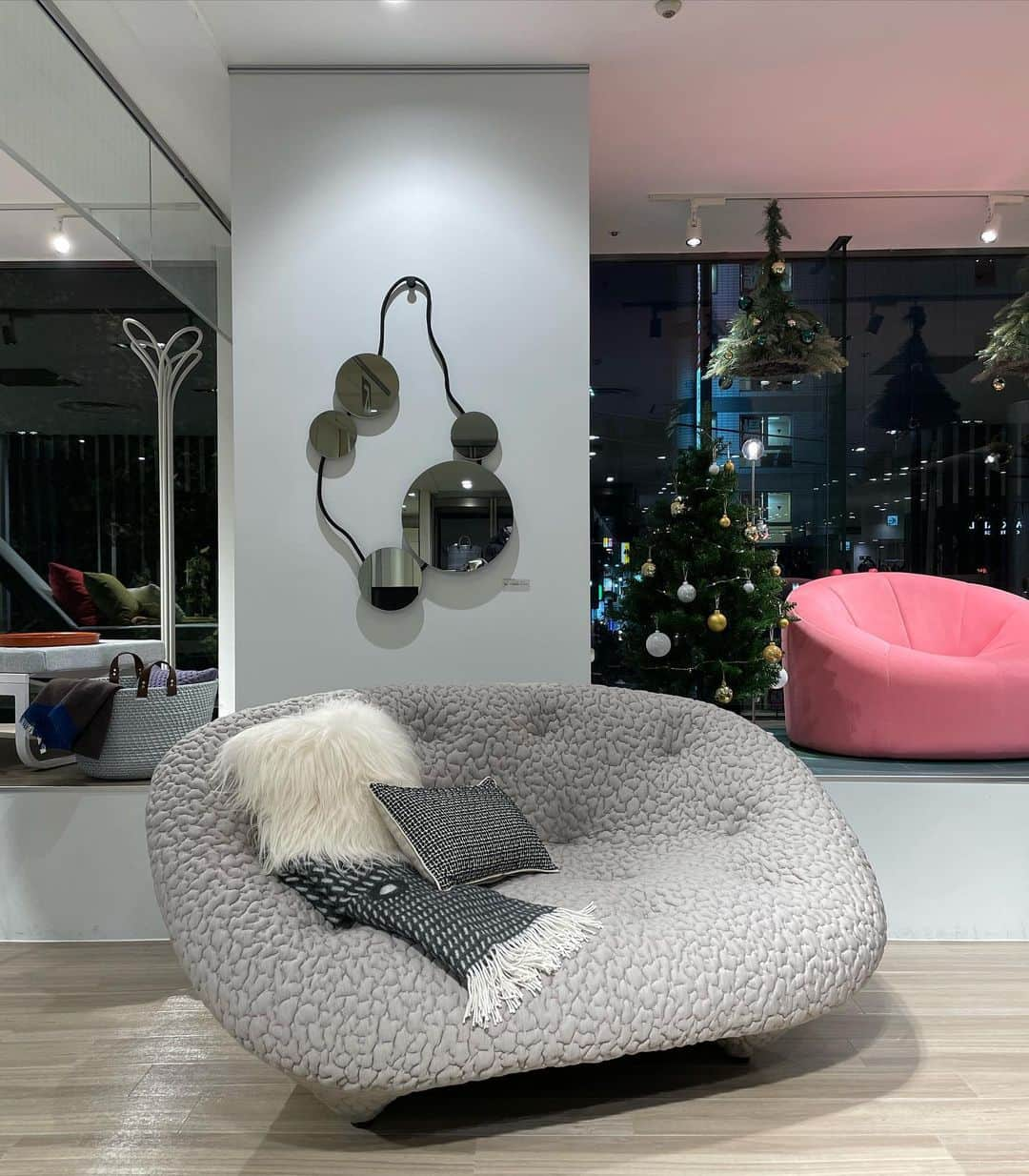 ligne roset shopのインスタグラム