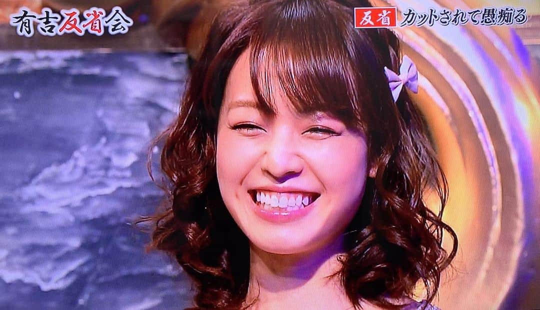 栗田萌のインスタグラム：「そういえば、先日！！！ 再現の撮影現場でスタッフさんが、有吉反省会のインパクトが強く未だに忘れられないと❣️ 確かにあれは衝撃映像だったかも。。色んな意味でね😂 何年も経つのに、覚えていてくださり嬉しい限りです💕 #有吉反省会 #栗田萌 #くりもえ #再現ドラマの女王 #有り難き称号 #再現女優 #再現ドラマの女 の方がしっくりくるな🤔 #行列のできる法律相談所 #日本テレビ 今週末#再現VTR 出演いたします🌸 もうカットされても愚痴りませんw #再現ドラマ #出演本数 約200本🥳🎊㊗️」