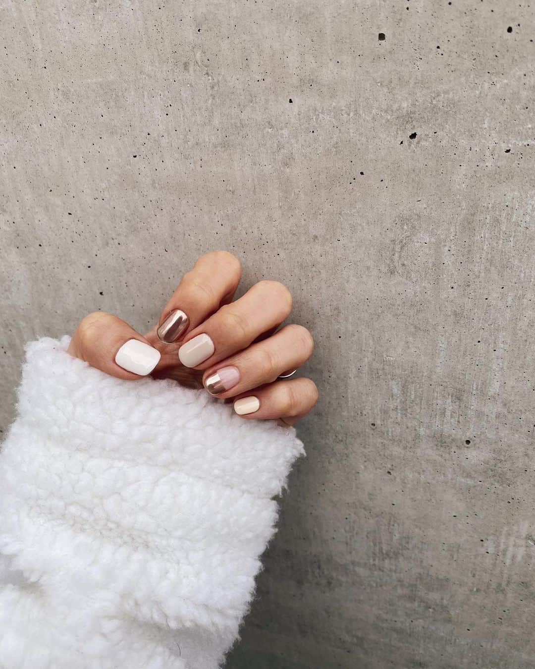 rats1316のインスタグラム：「・ new nail 💅 ・ ・ 理想通りに仕上げてくれて嬉しみ◎ ・ ・ ・ #nail#ジェルネイル#ネイル#ネイルデザイン#💅」