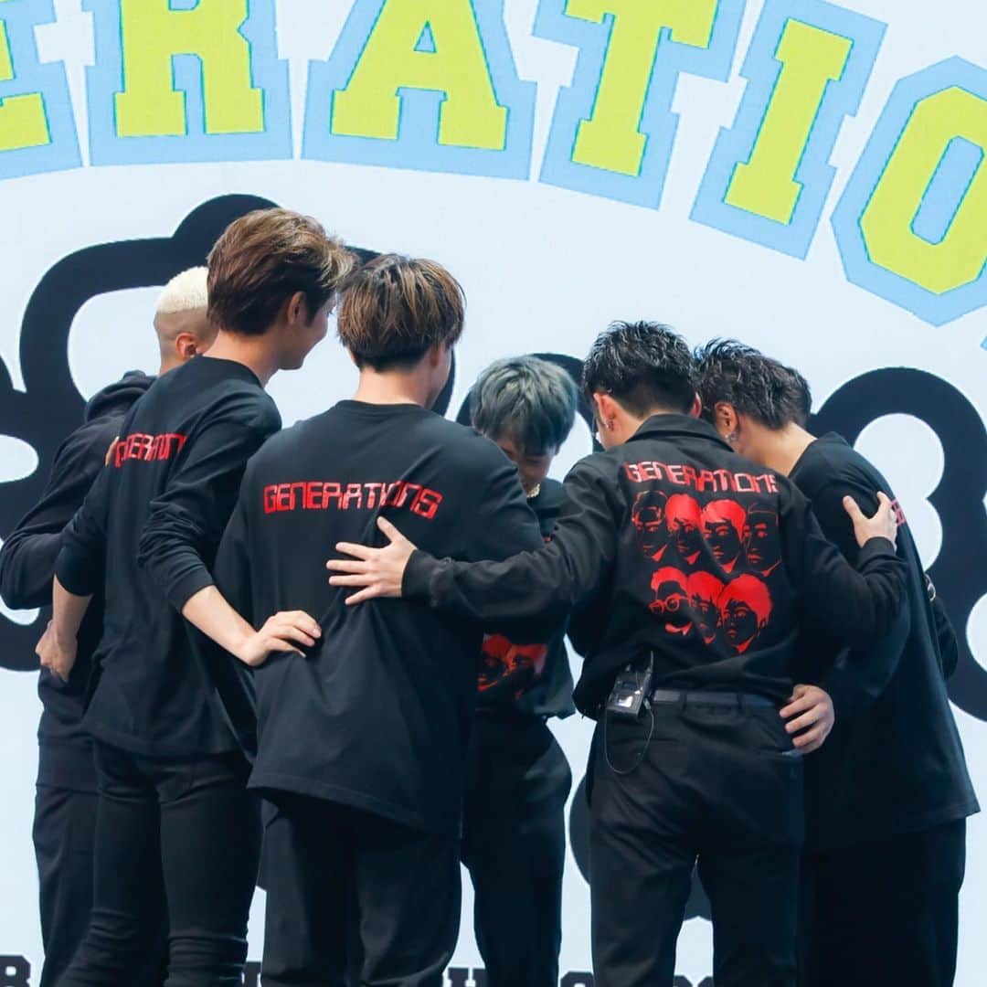 GENERATIONS高校TVのインスタグラム：「ちょっと早めのGENEデビュー8周年スペシャル✨﻿ ﻿ 10周年ライブ終わりの三代目JSBが﻿ GENE高に遊びに来てくれました🌈﻿ ﻿ GENEがサプライズ出演した﻿ 10周年ライブ秘話から、﻿ 14人の食費や家賃の話まで🙊﻿ ﻿ 超豪華ギリギリトークは﻿ ストーリーからチェック✨﻿ ﻿ 公式Twitter﻿ @gene_kou で検索🔍﻿ -----------------------------------﻿ #gene高 #ジェネ高 #generations高校tv #gene #generations #ジェネ #ジェネレーションズ #generationsfromexiletribe #ldh﻿ #白濱亜嵐 #片寄涼太 #数原龍友 #小森隼 #佐野玲於 #関口メンディー #中務裕太 #ジェネ犬﻿ #三代目JSOULBROTHERS #三代目JSB #三代目JSB10周年ライブ #NAOTO #小林直己 #ELLY #山下健二郎 #岩田剛典 #今市隆二 #登坂広臣」