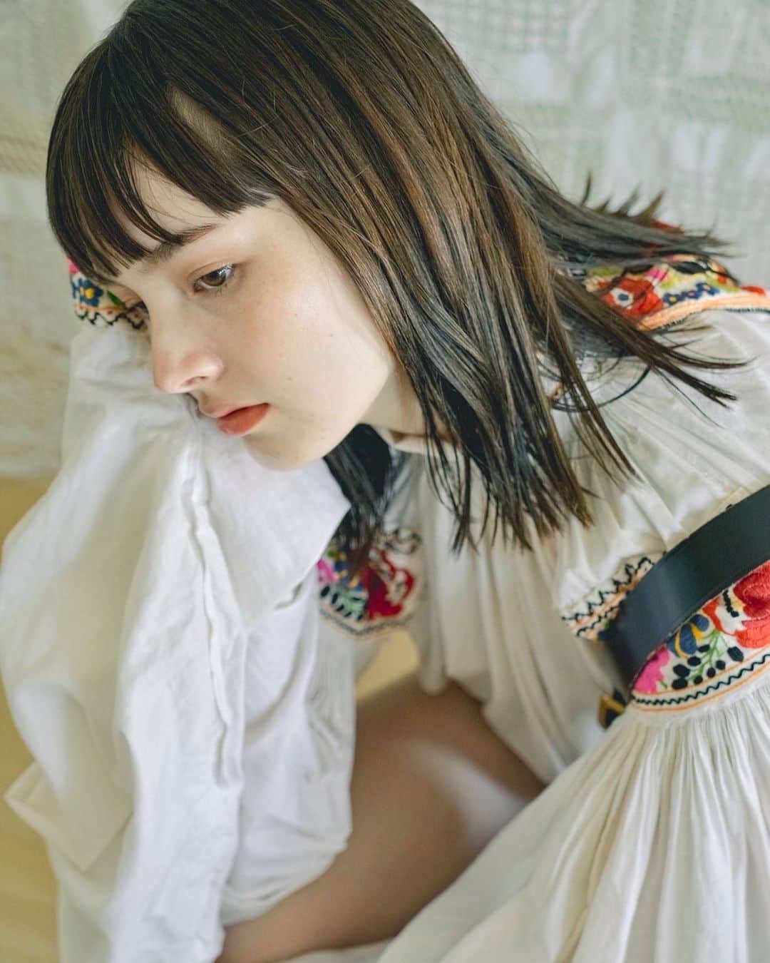 のインスタグラム：「.﻿ 👗　@_nude_vintagecloset_ ﻿ photo @inamuramasaya ﻿ hair make @sleeping0mihoc ﻿ ﻿ #hairmake #hairstyle #vintagestyle」