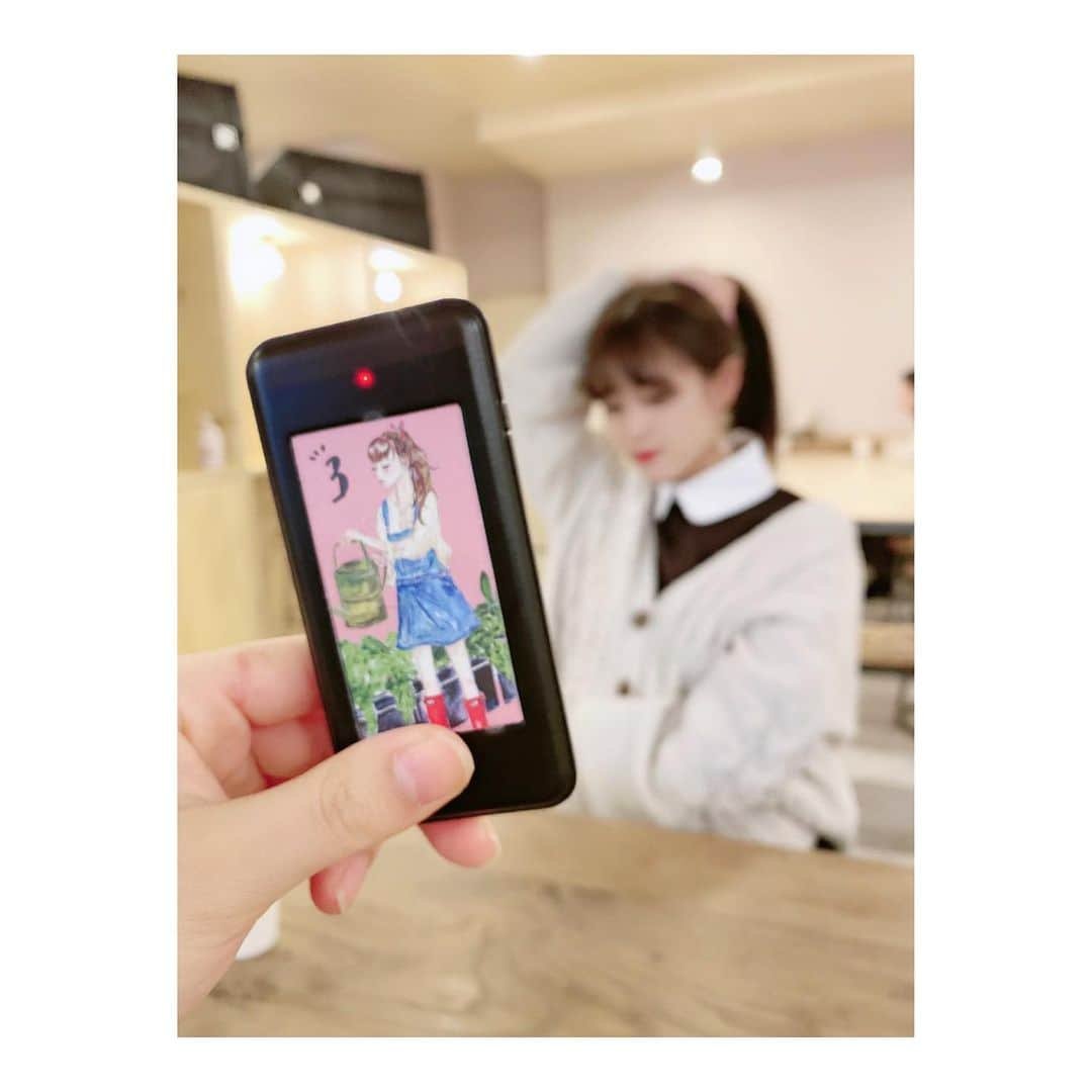 竹内彩姫さんのインスタグラム写真 - (竹内彩姫Instagram)「． ． ちかちゃんが撮ってくれた❥ ポニーテールは絵の女の子と一緒にしてみました☁️  お邪魔したカフェは #大須 にあります #kannoncoffee さん🍮  濃厚な #かぼちゃプリン と少し苦めな#カフェラテ が 美味しかったです♡  #大須カフェ #カフェ巡り #ポニーテール #instafood」11月16日 20時19分 - takeuchisaki_1124