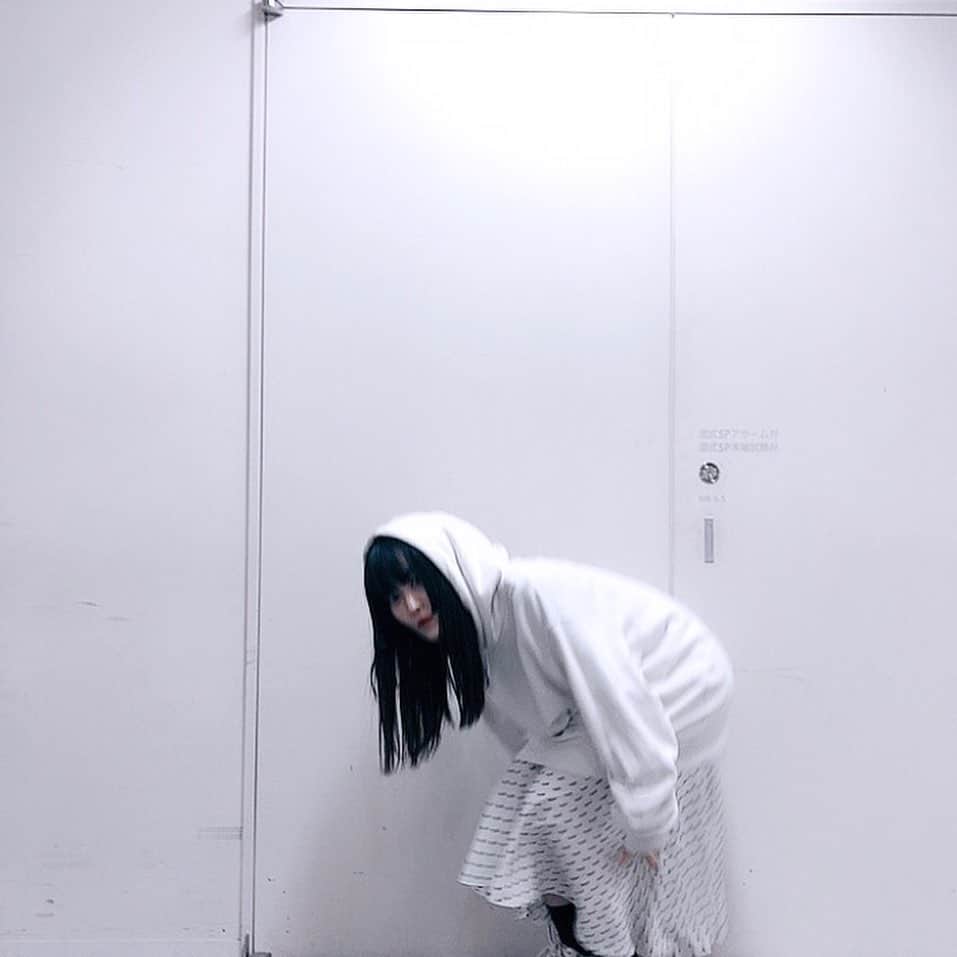 芹奈（長谷川芹奈）のインスタグラム：「˚✧₊⁎❝᷀ົཽ≀ˍ̮ ❝᷀ົཽ⁎⁺˳✧༚」