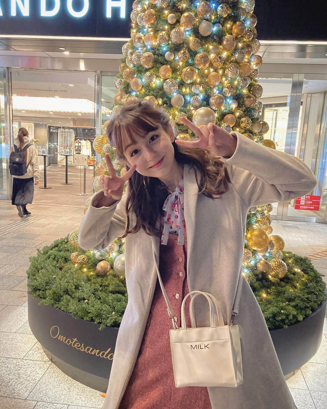 バウエルジゼル愛華さんのインスタグラム写真 - (バウエルジゼル愛華Instagram)「🎄 #milk」11月16日 21時41分 - giselle_aika