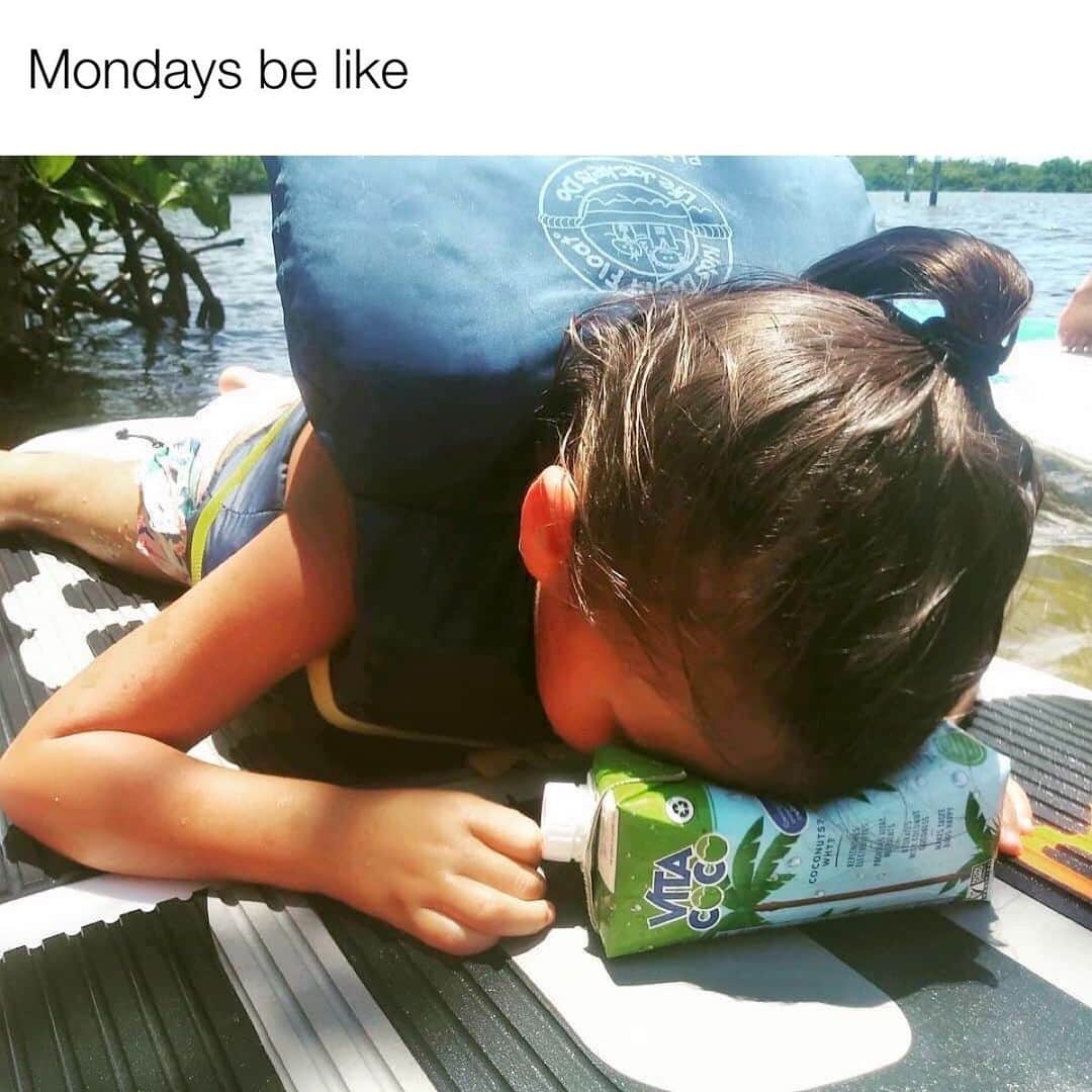 Vita Coco Coconut Waterのインスタグラム：「*insert snooze button here*」