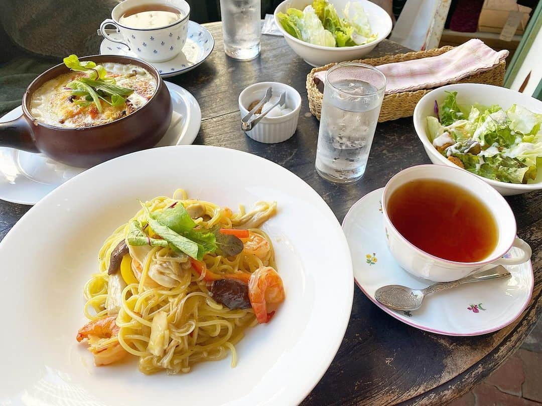 森下花音さんのインスタグラム写真 - (森下花音Instagram)「・ 大学の近くのカフェ☕  ケーキも食べるつもりだったけどおなかいっぱいになっちゃったので､テイクアウトでケーキお持ち帰りしました🍰笑 ・ #カフェルグレ #西千葉カフェ #ケーキ #サロモ#モデル#サロンモデル#インフルエンサー#アパレルモデル#撮影モデル#映像モデル#ファッション#コーディネート#おしゃれ好きな人と繋がりたい#ファッション好きな人と繋がりたい#ナチュラルメイク#キレイめコーデ#メイク#ヘアスタイル#韓国メイク#韓国ファッション#韓国ヘア#インスタグラマー#ミスコン#ポートレート#ポートレートモデル#fff#Japanesegirl#PR #Japan」11月16日 22時02分 - non_flower_528