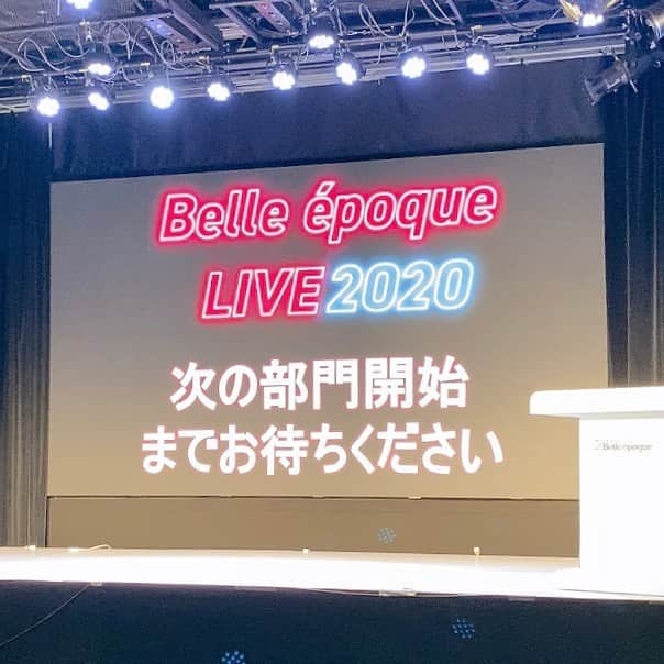 なかやまちえこさんのインスタグラム写真 - (なかやまちえこInstagram)「Belle Époque LIVE2020⠀ ⠀ ベルエポック美容専門学校さんのオンラインコンテストの審査に行きました！⠀ 初のオンラインコンペという貴重な経験をさせて頂きました😌🙏⠀ どの作品もみんなとっても素敵で感動でした😳😳😳✨✨⠀ 今年も呼んでいただきありがとうございました！⠀ ⠀ 会場では、東京校と原宿校の代表選手の方とお会いしました☺️⠀ これからの皆さんの活躍を楽しみにしています☺️🙏🙏✨⠀ ⠀ #nail #nails #nailart #ネイル #美甲 #ネイルアート  #japanesenailart #manucure #japanesenails #manicurist #gelnails #أظافر #네일아트 #미용 #vẽmóng #ngườiđẹp  #เพ้นท์เล็บ #искусствоногтя #artedeuñas #เพ้นท์เล็บเจล #ジェルネイルデザイン #ネイルデザイン #senikuku #nagelkunst #ベルエポック @belle_harajuku」11月16日 22時06分 - chiekonakayama