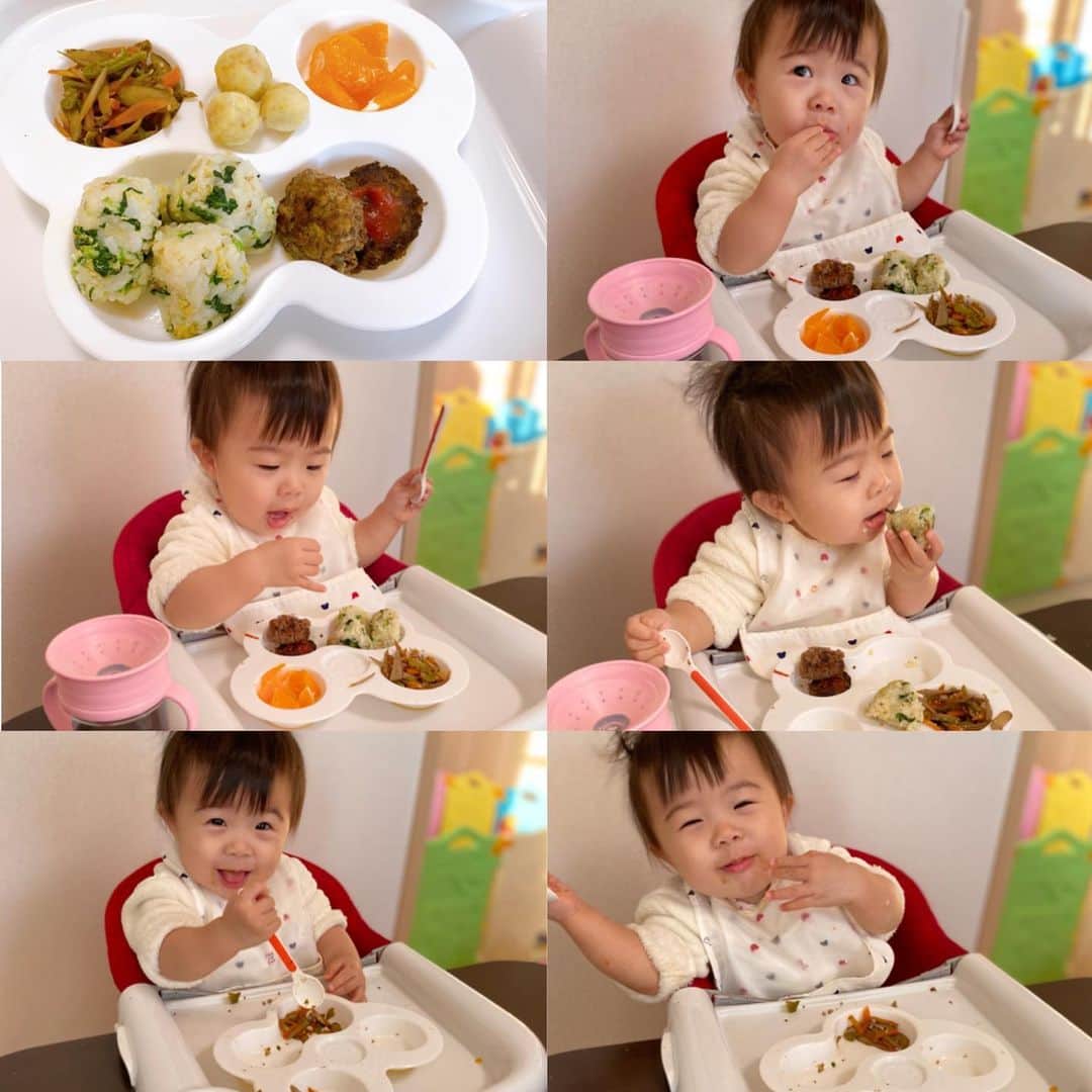 いわさきふきこ さんのインスタグラム写真 - (いわさきふきこ Instagram)「朝からよく食べる子だこと。  #1歳 #13ヶ月 #離乳食完了期 #きんぴらごぼう #ハンバーグ #さつまいも　#小松菜おにぎり#有田みかん」11月17日 8時03分 - fukikoiwasaki
