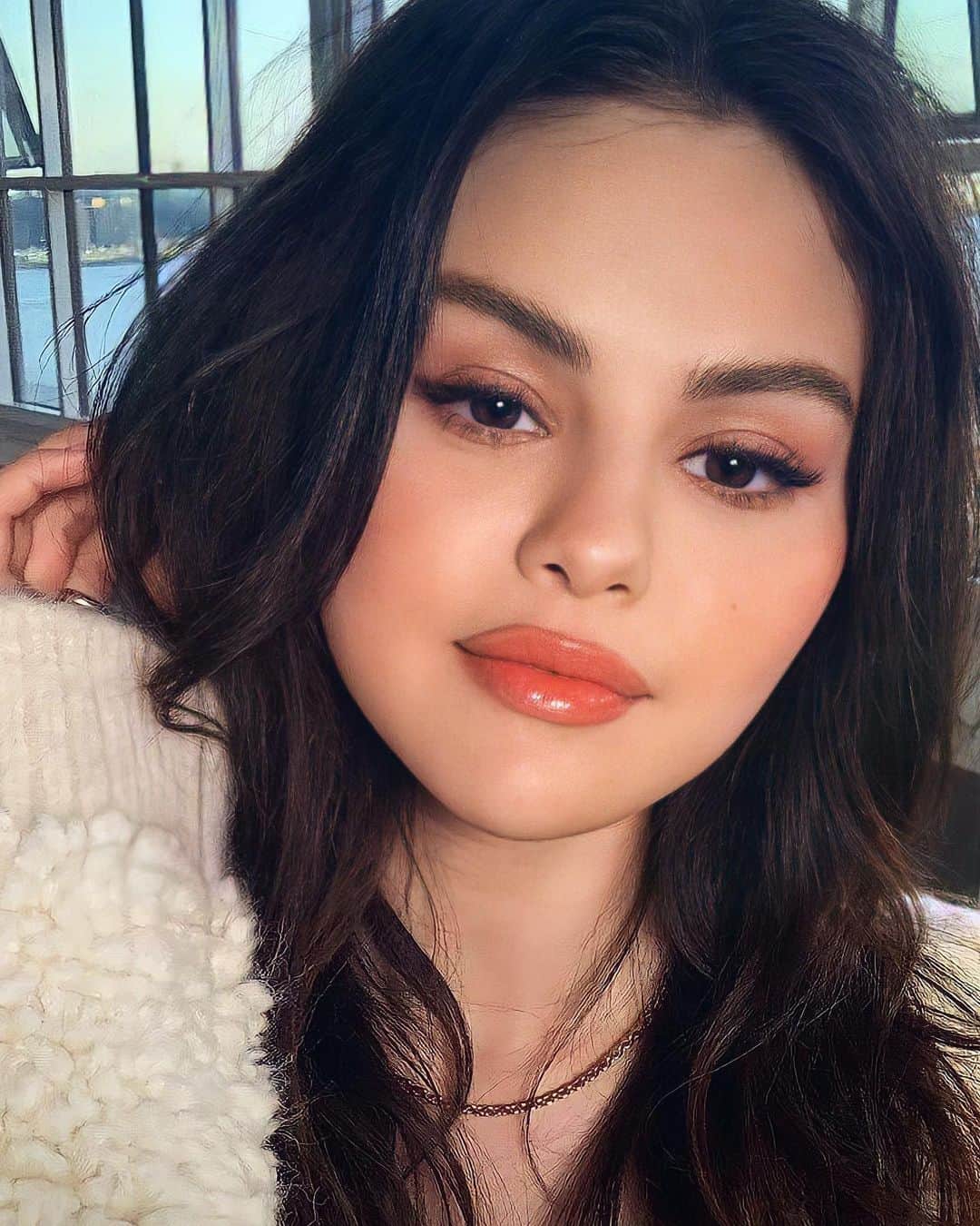 Always With Selenaのインスタグラム：「look at HER NOW」