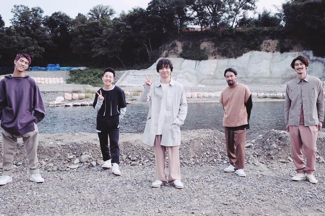 三浦大知さんのインスタグラム写真 - (三浦大知Instagram)「New Single「Antelope」 沢山の方聴いていただき有難うございます  2曲目3曲目に入っている「Yours」「Not Today」と合わせて是非何度も楽しんでくださいね ^_^ #三浦大知#daichimiura #Antelope #Yours #NotToday #写真はMV最後のダンスパート撮影終了直後 #みんないい顔」11月17日 8時08分 - daichimiura824