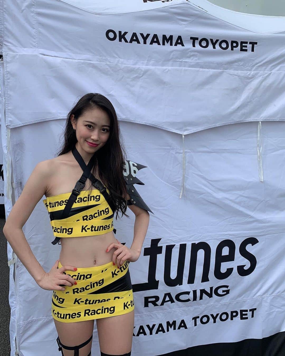 長沼南帆のインスタグラム：「あと4日でWin G撮影会ですね😊﻿ ﻿ 皆さんにお会いできるのを楽しみにしております♪﻿ コロナ感染予防対策をしっかりして、みんなで楽しみましょう✨﻿ ﻿ チケットのご購入はK-tunes のオフィシャルページからお願いします！﻿ ﻿ ﻿ ﻿ ﻿ ﻿ ﻿ ﻿ ﻿ ﻿ ﻿ ﻿ ﻿ #黒髪　#黒髪ロング　#rq #レースクイーン　#memory #黒髪ロングストレート　#秋　#秋服　#脚長コーデ　#supergt #スーパーgt #撮影会 #rq撮影会　#wing #wing撮影会　#Ktunesracing #gt300﻿ #撮影会 #撮影会モデル」