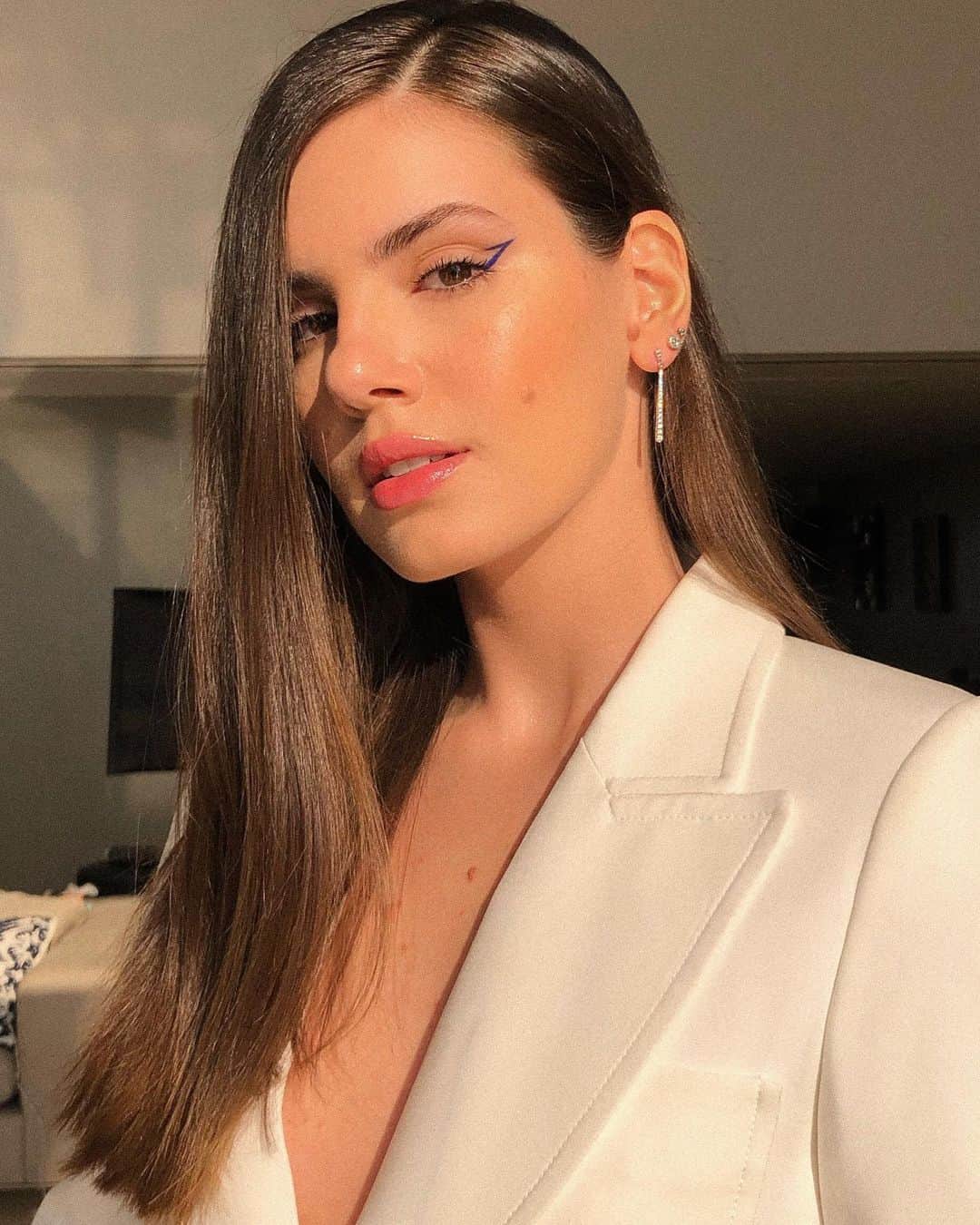 Camila Queirozのインスタグラム：「Soon 🦕」