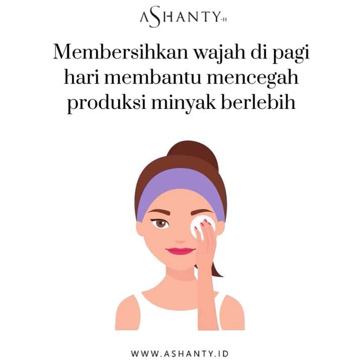 ASHANTY BEAUTY CREAM OFFICIALのインスタグラム：「Good morning ladies, taukah kamu bahwa membersihkan wajah dipagi hari dapat membantu mencegah produksi minyak berlebih pada wajah ? Nahh jangan lupaaa ya untuk selalu membersihkan wajah setiap hari pagi dan malam hari. Jangan lupa juga untuk selalu melakukan double cleansing agar wajah semakin lebih bersih dan fresh 🖤  Gunakan cream perawatan wajah setiap hari untuk kulit wajah yang lebih sehat, cerah dan berseri ✨  _____________________________ Informasi dan pemesanan  Ashanty Beauty Cream Chat Via WA : WA: 081293823950 WA: 081287388885 WA: 087778489900 WA: 085781140354 ⚡️ Fast Respons Click Link On Bio Instagram @ashantyid ❣️ ______________________________ #ashantybeautycream #creamashanty #skincareashanty #skincare #skincareartis #skincarelokal #creamwajah #creamperawatanwajah #obatjerawat #jerawat #kosmetik #krimwajah #creamwajah #whiteningcream #ashantyid #ashanty」