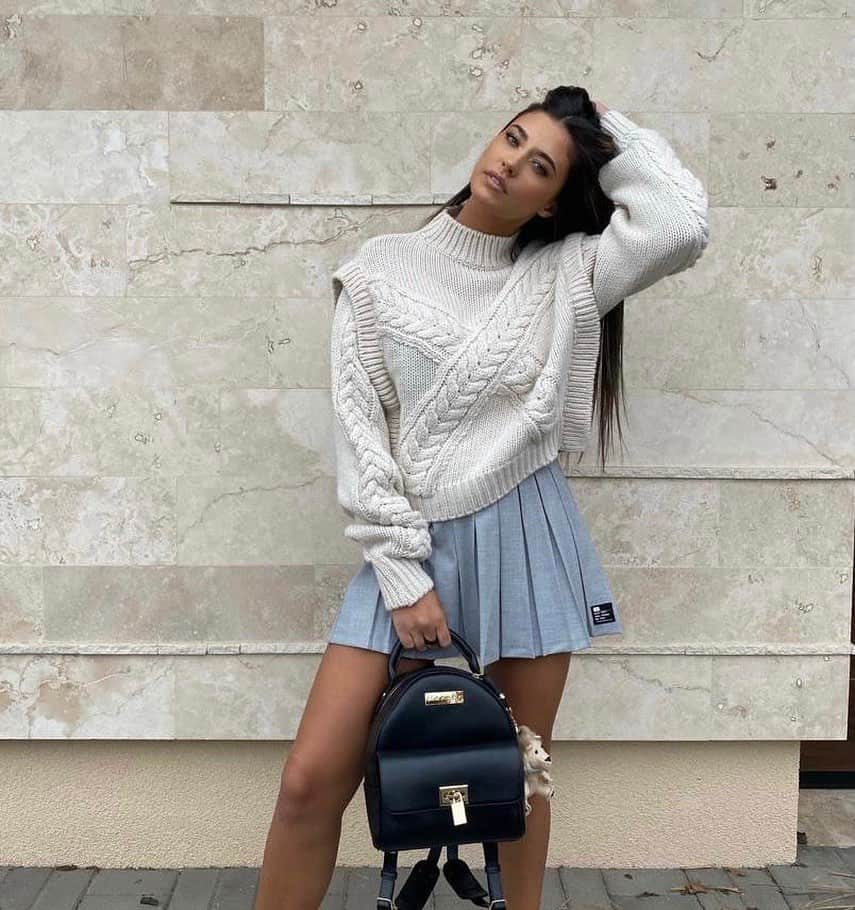 ANTONIAさんのインスタグラム写真 - (ANTONIAInstagram)「Monday! Let’s go! @margee_bags」11月17日 0時15分 - antonia