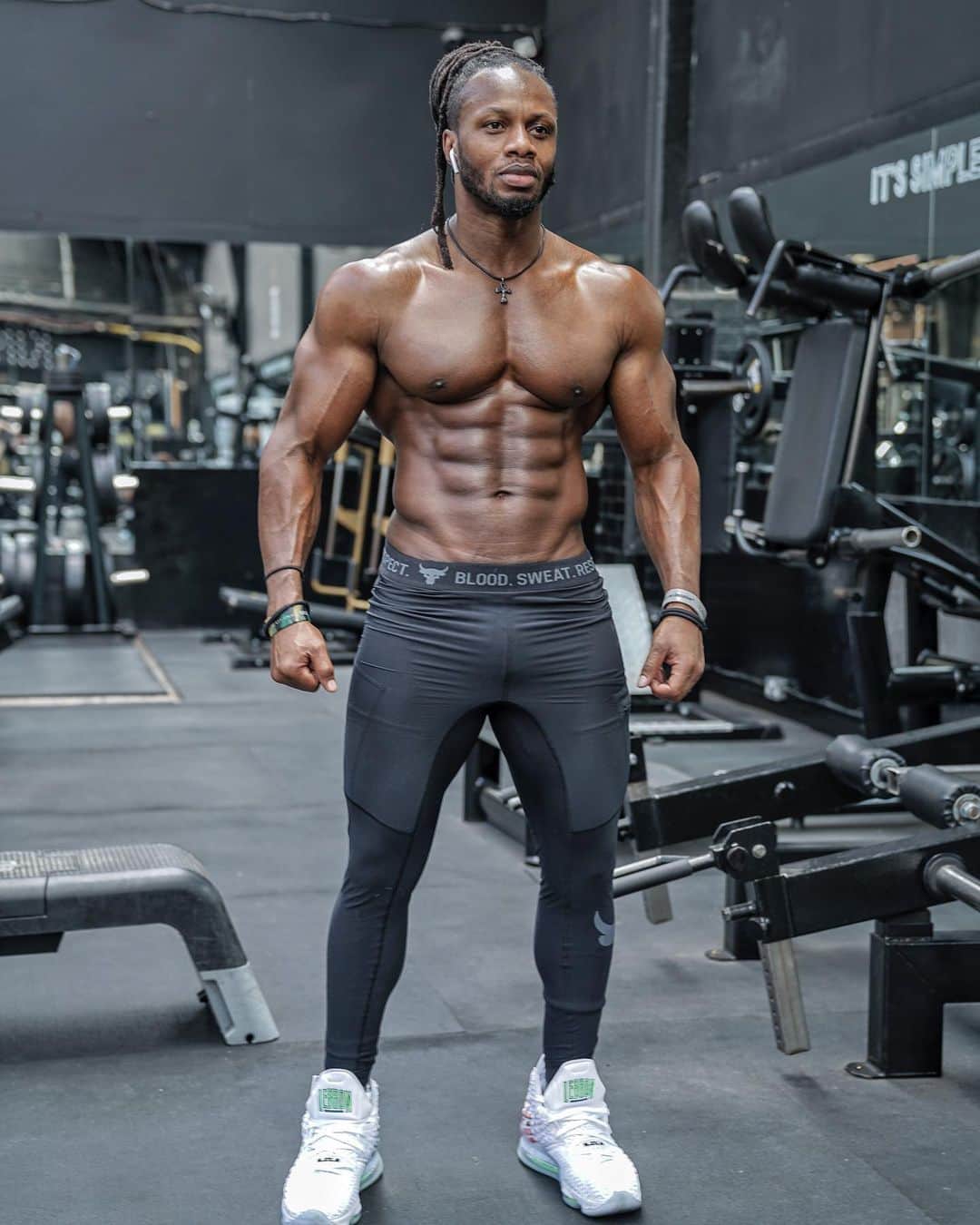 Ulissesworldさんのインスタグラム写真 - (UlissesworldInstagram)「I’m 5’10 (178cm ...