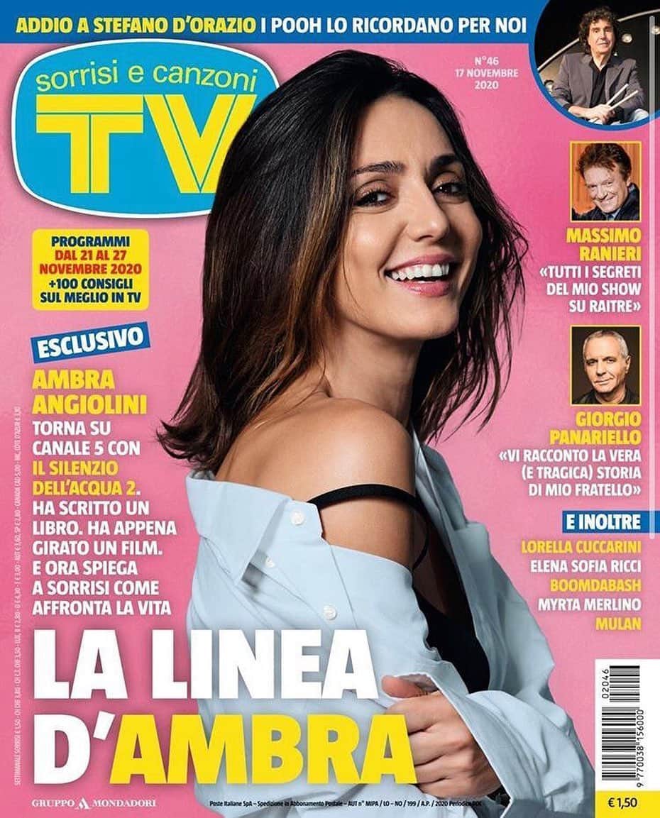 Ambra Angioliniのインスタグラム：「Seguo il flusso positivo e continuo a dire grazie @tvsorrisi  #aldovitali ♥️@gra69 photo by @stefanoguindani 🌟  @lavale_lavale @aldovitali @giusycascio」