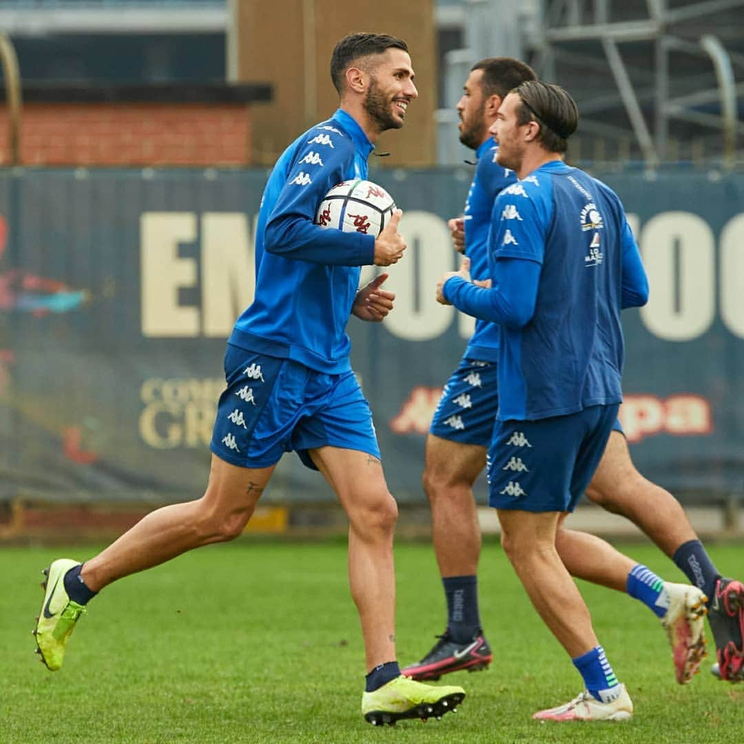 エンポリFCさんのインスタグラム写真 - (エンポリFCInstagram)「📸📸📸 Azzurri di nuovo in campo questo pomeriggio al Sussidiario; domani doppia seduta in vista della sfida di sabato sul campo del Cittadella」11月17日 1時34分 - empoli_fc_official