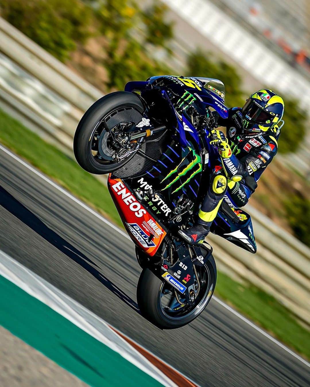 バレンティーノ・ロッシのインスタグラム：「Valencia circuit,Spain Sunday,MotoGp Race 📸 @falex79」