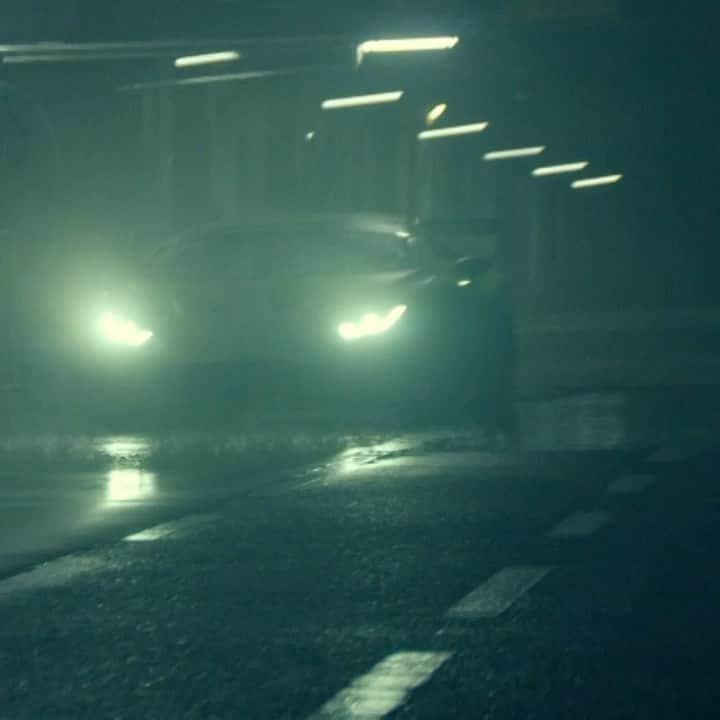 ランボルギーニのインスタグラム：「Our new V10 is almost here for you to love it.  Tune in to the link in bio on November 18, 2020 at 4 PM CET for the official unveiling.   #Lamborghini」