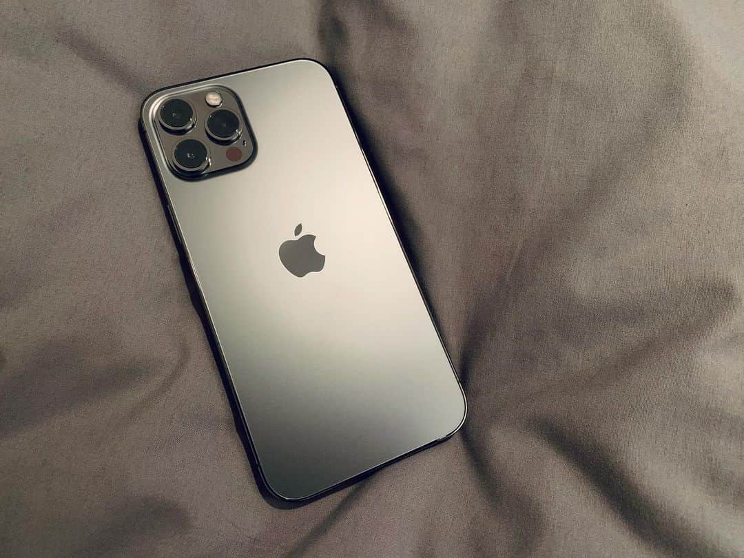 吉川大貴のインスタグラム：「NEW  #iphone12promax」