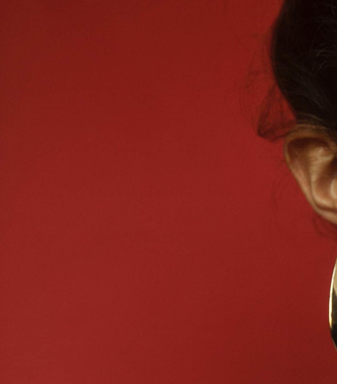 のインスタグラム：「THIS FRIDAY  20 11 20」