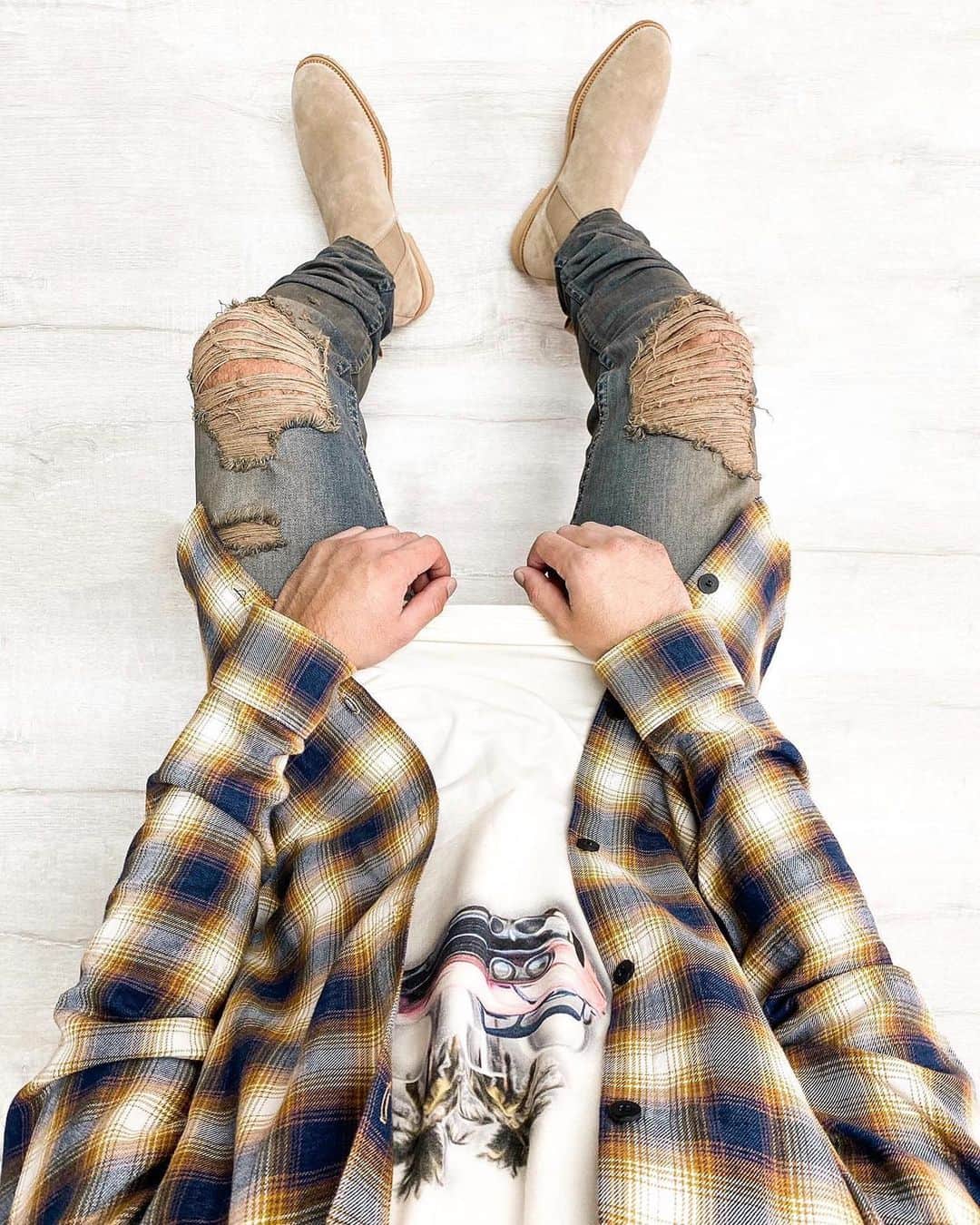 Men Withのインスタグラム：「#ad New FW20 Collection @orolosangeles The Classic Tan Chelsea Boots @orolosangeles The Rista Denim @orolosangeles The Lisbon Plaid Shirt @orolosangeles www.orolosangeles.com  Tap the photo to shop!」
